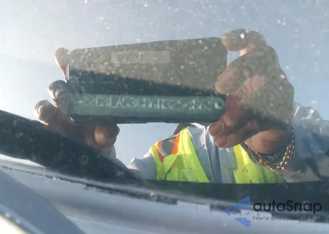 2006 Chrysler 300 Touring from USA, damaged, VIN 2C3LA53G86H325486